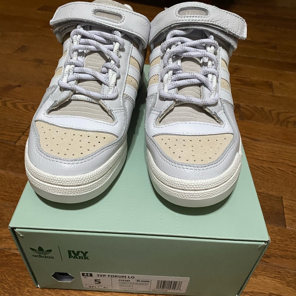 Ivy Park Forum Lo New With Tags Never Worn